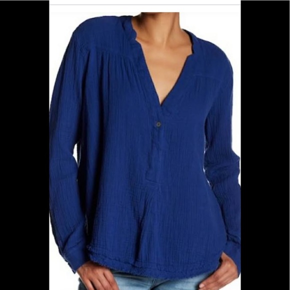 Free People Tops - FREE PEOPLE blouse size small